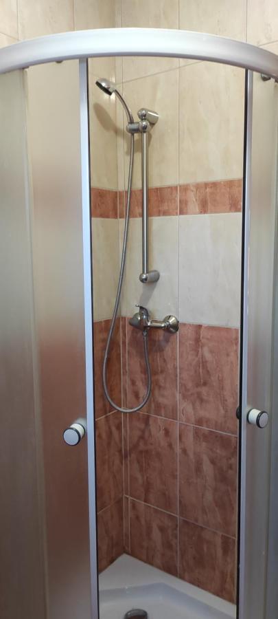 Apartmanhaz Gabriella Harkány Exteriör bild